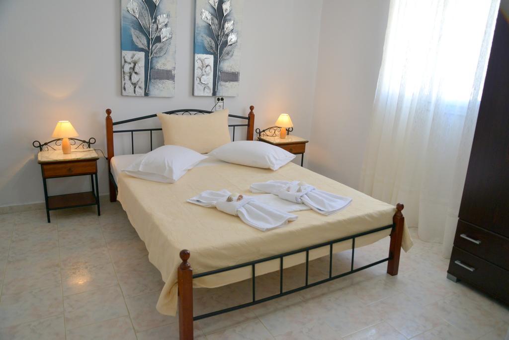 Hotel Xrissi Ammos Agia Kiriaki Beach  Exterior foto